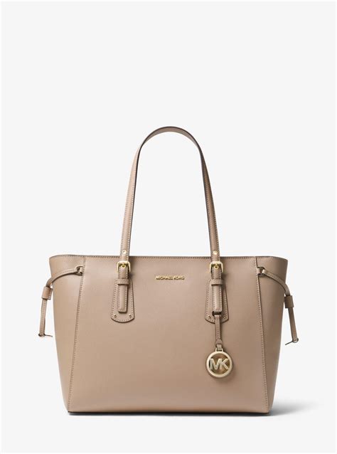 michael kors voyager shopper|michael kors voyager medium crossgrain.